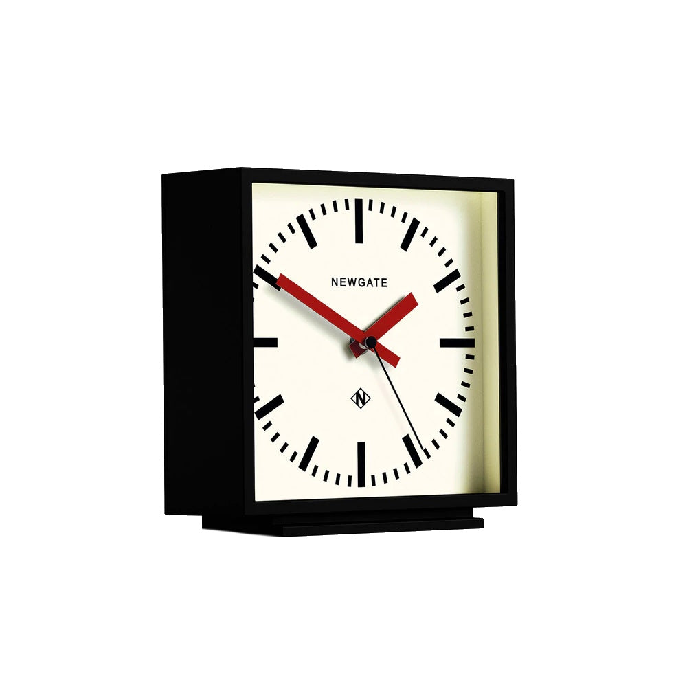 amp mantel clock red hands