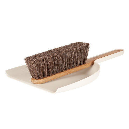 iris hantverk dustpan & brush set chalk white