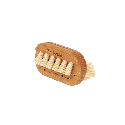oak nail brush with tampico fibre